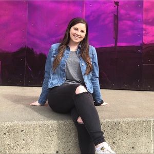 Meet your Posher, Hannah